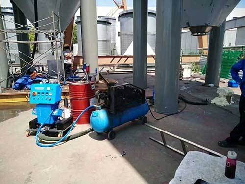建筑基建防腐噴涂聚脲機(jī)械